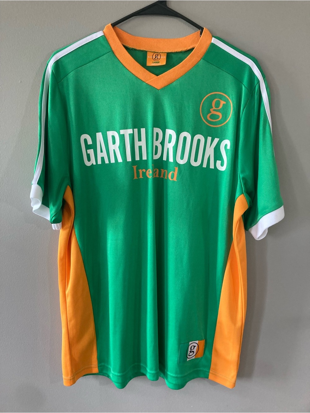 Garth Brooks Ireland World Tour 2022 Green & Gold Jersey